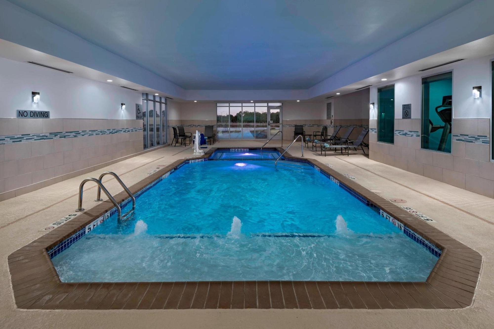 Fairfield Inn & Suites By Marriott Austin Buda Esterno foto