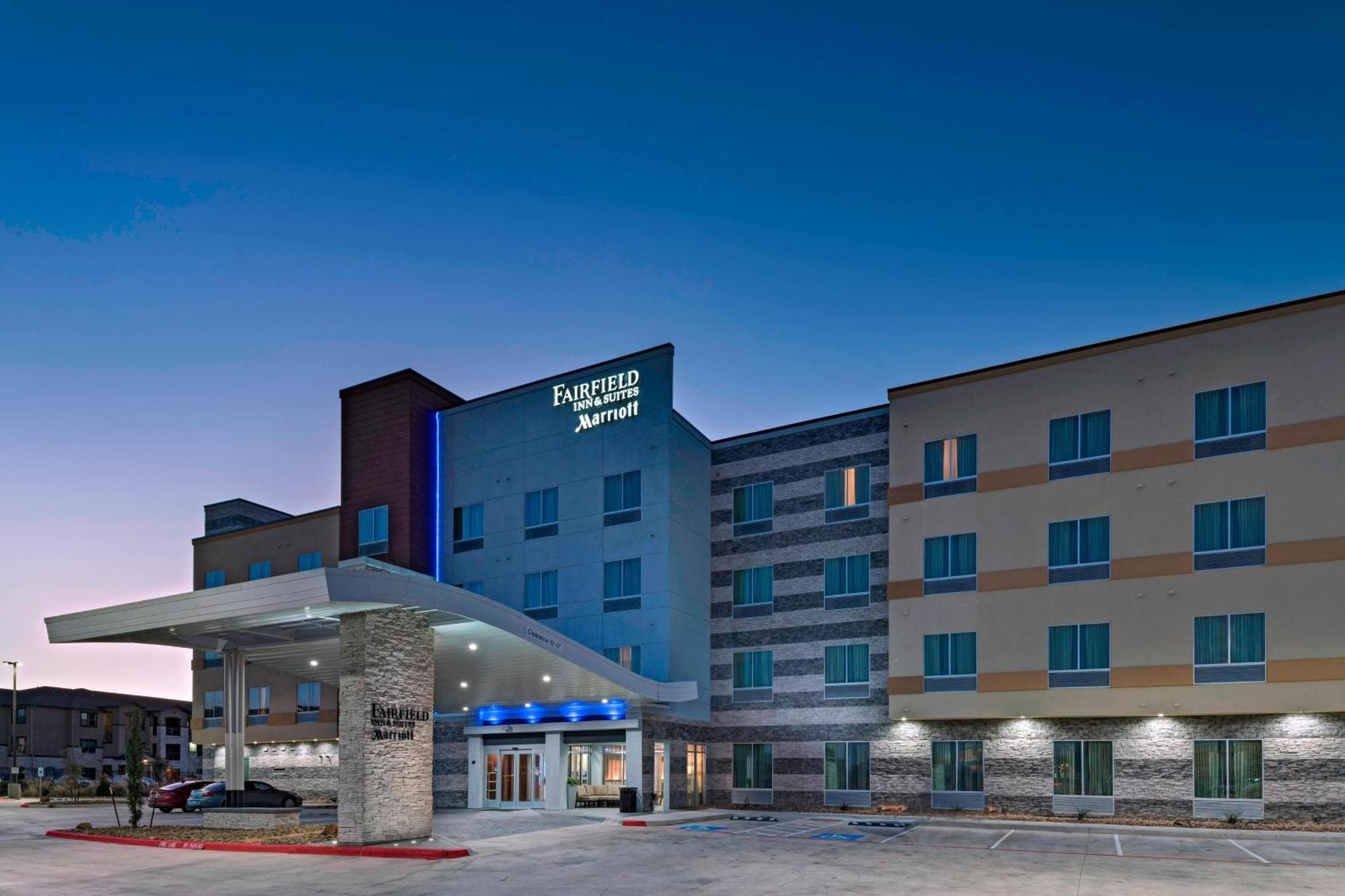 Fairfield Inn & Suites By Marriott Austin Buda Esterno foto